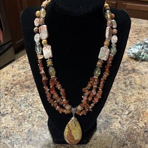 Elegant Multicolor Stone Necklace